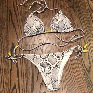 Vix Snakeskin Bikini